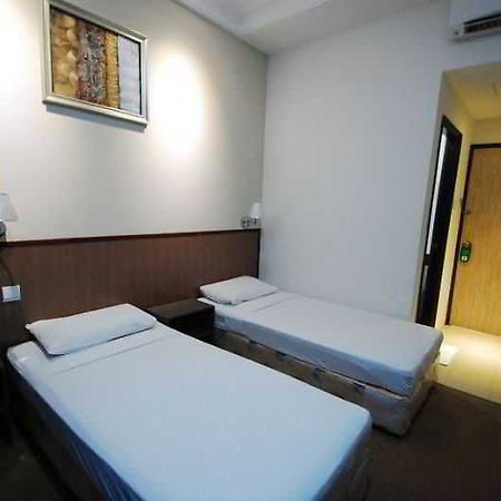 Madras Eminence Hotel Singapore Esterno foto