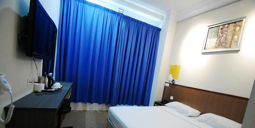 Madras Eminence Hotel Singapore Esterno foto